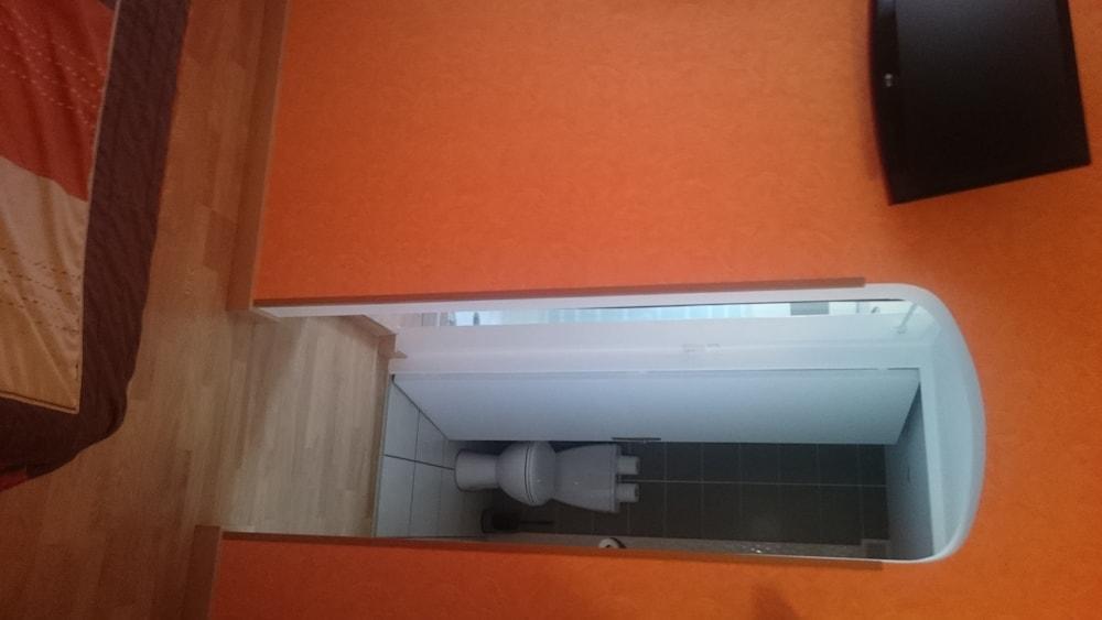 Hotel Les Rosiers La Rochelle  Eksteriør billede
