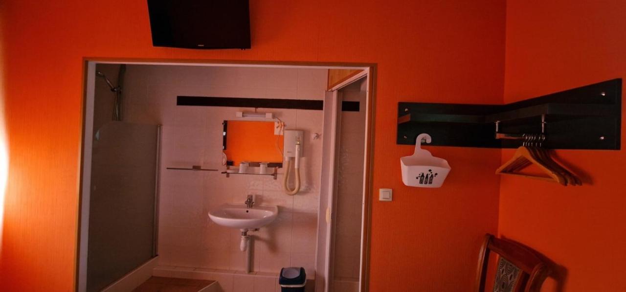 Hotel Les Rosiers La Rochelle  Eksteriør billede