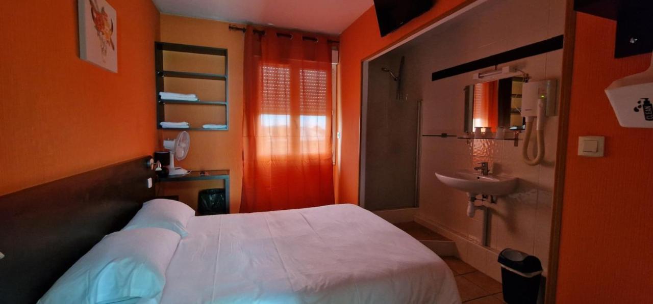 Hotel Les Rosiers La Rochelle  Eksteriør billede