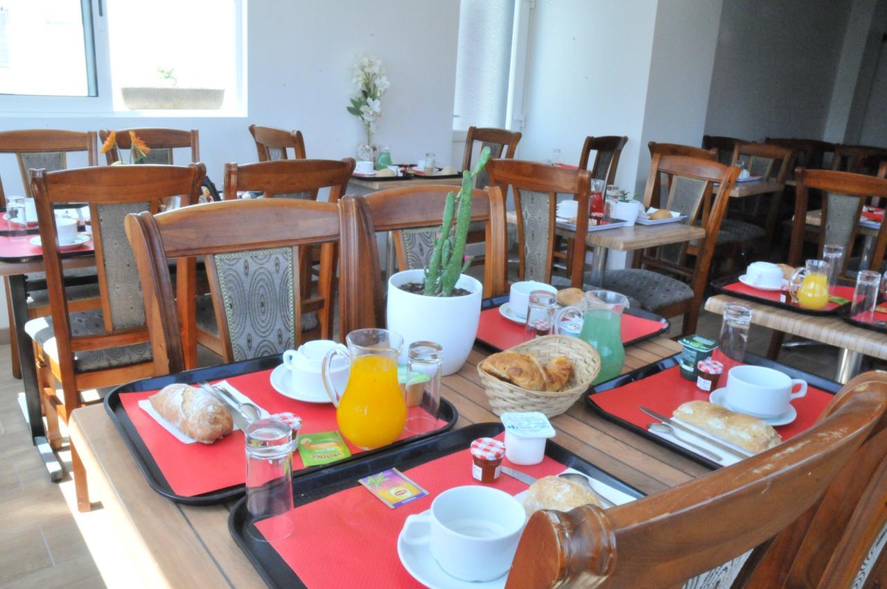 Hotel Les Rosiers La Rochelle  Eksteriør billede
