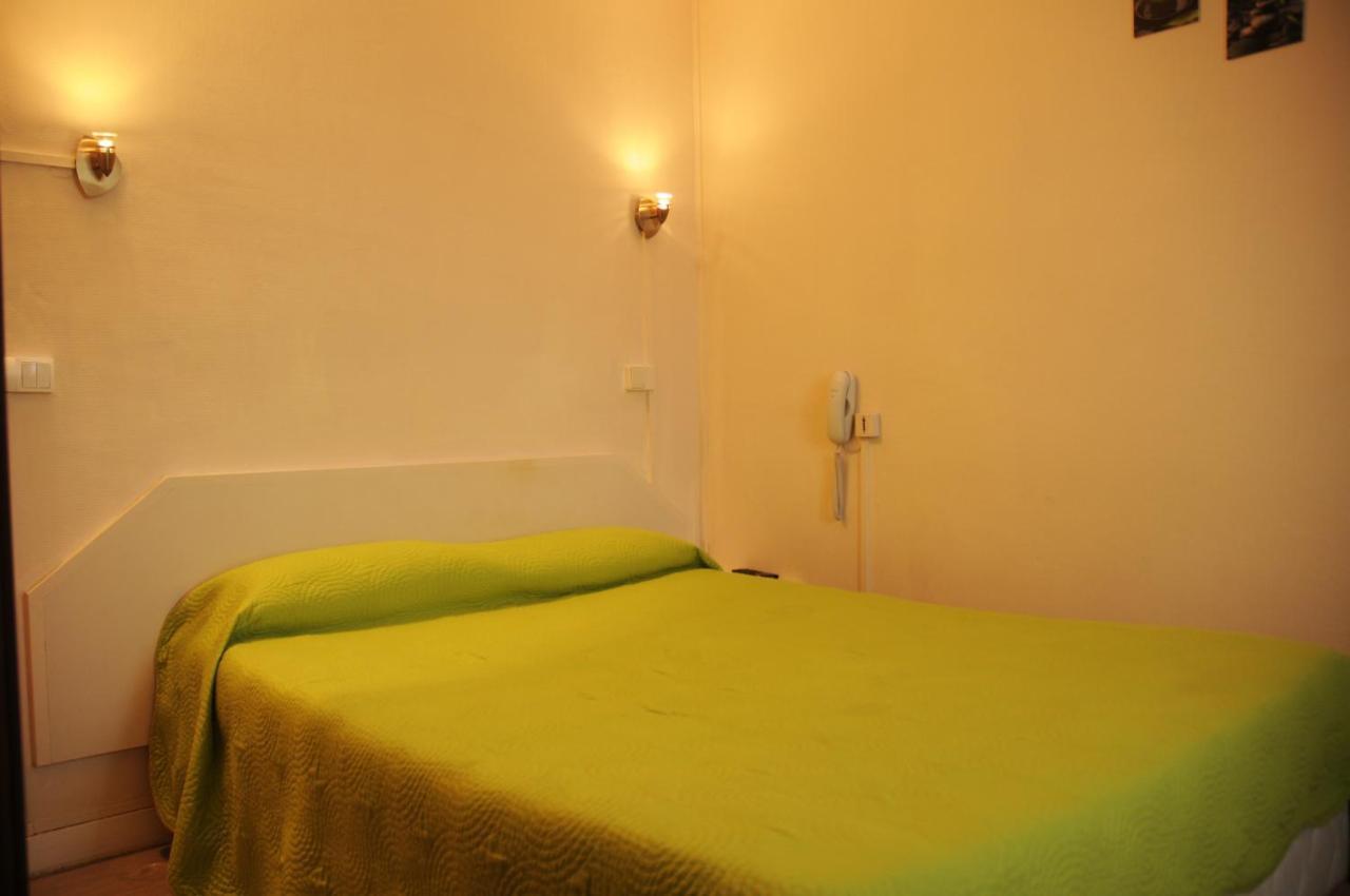 Hotel Les Rosiers La Rochelle  Eksteriør billede